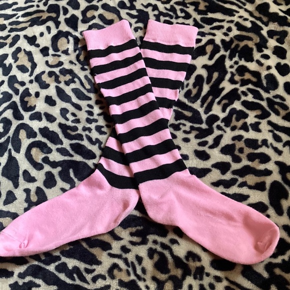 Pink knee high socks - Picture 1 of 6